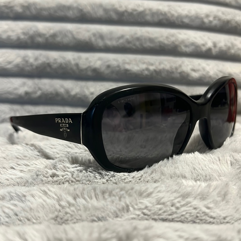 Prada SPR 31N Polarized sunglasses (Fairly Used)